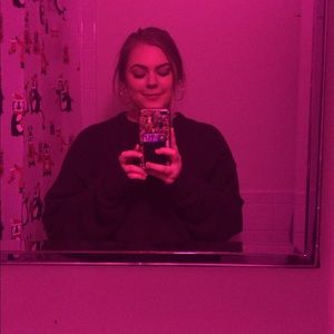 Meet your Posher, Claire